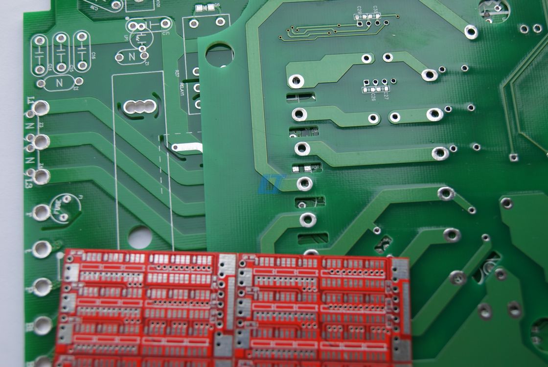 Yüksek Akımlı Ağır Bakır PCB, Model Uçak Kontrol Kurulu için Kırmızı Solder Maskesi